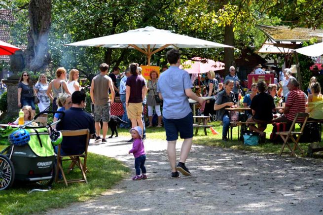 Flohmarkt auf Gut Harms
